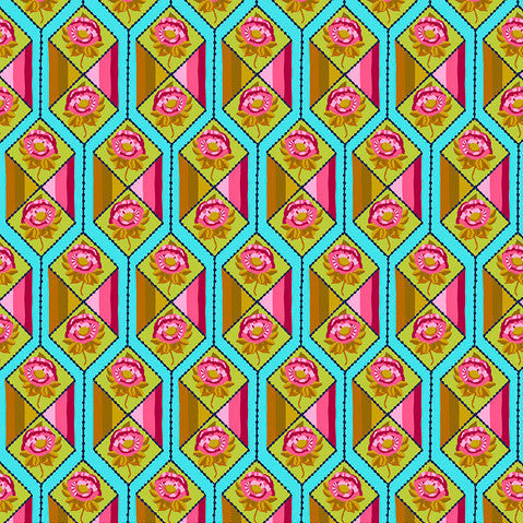 Bright Eyes Facets Aqua PWAH157A Fabrics Free Spirit